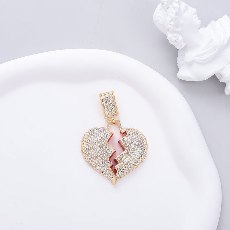 Wholesale Full Diamond Broken Heart Pendant Hip Hop Alloy Necklace